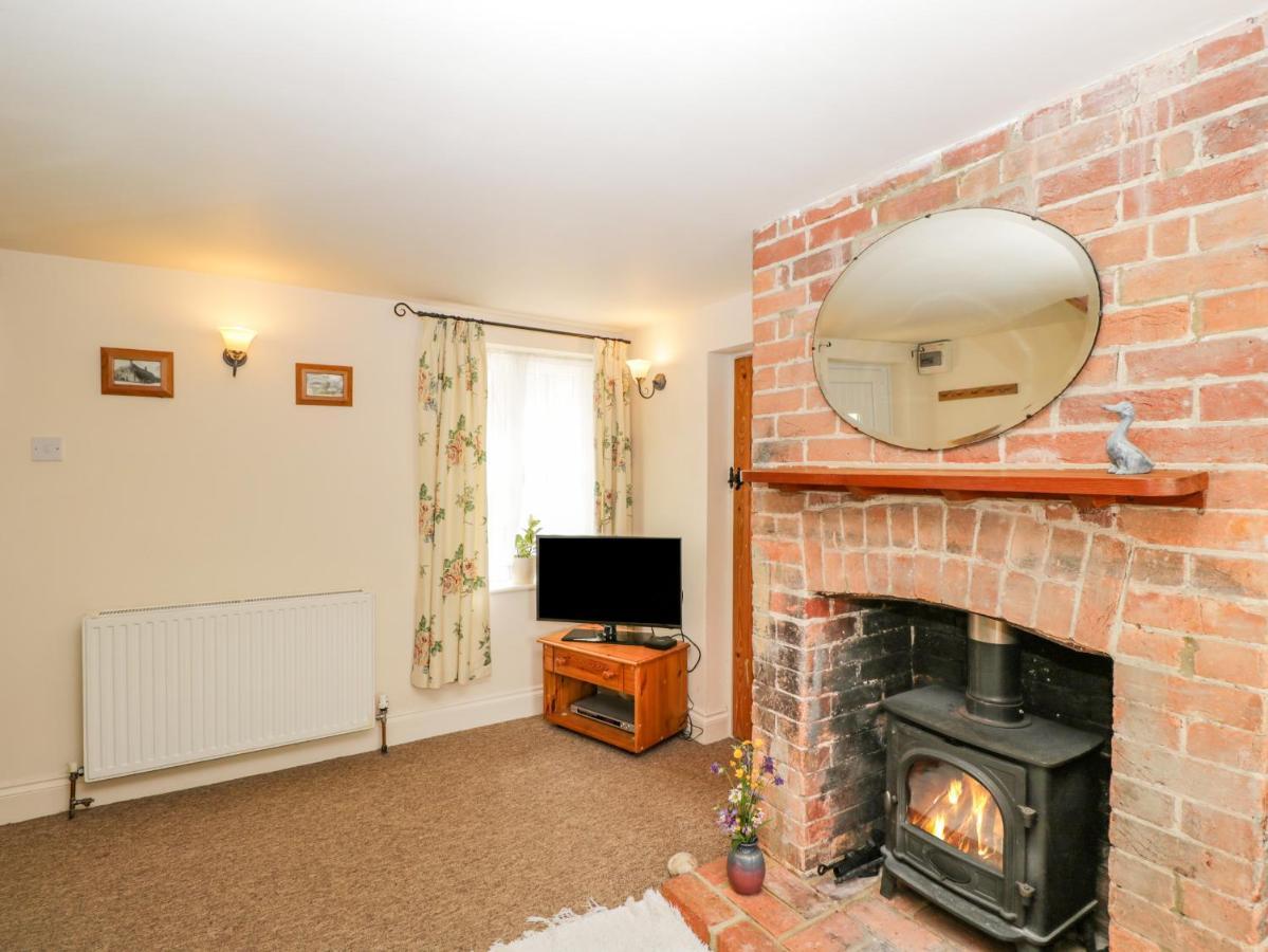 Parkfield Cottage Sturminster Marshall Екстериор снимка